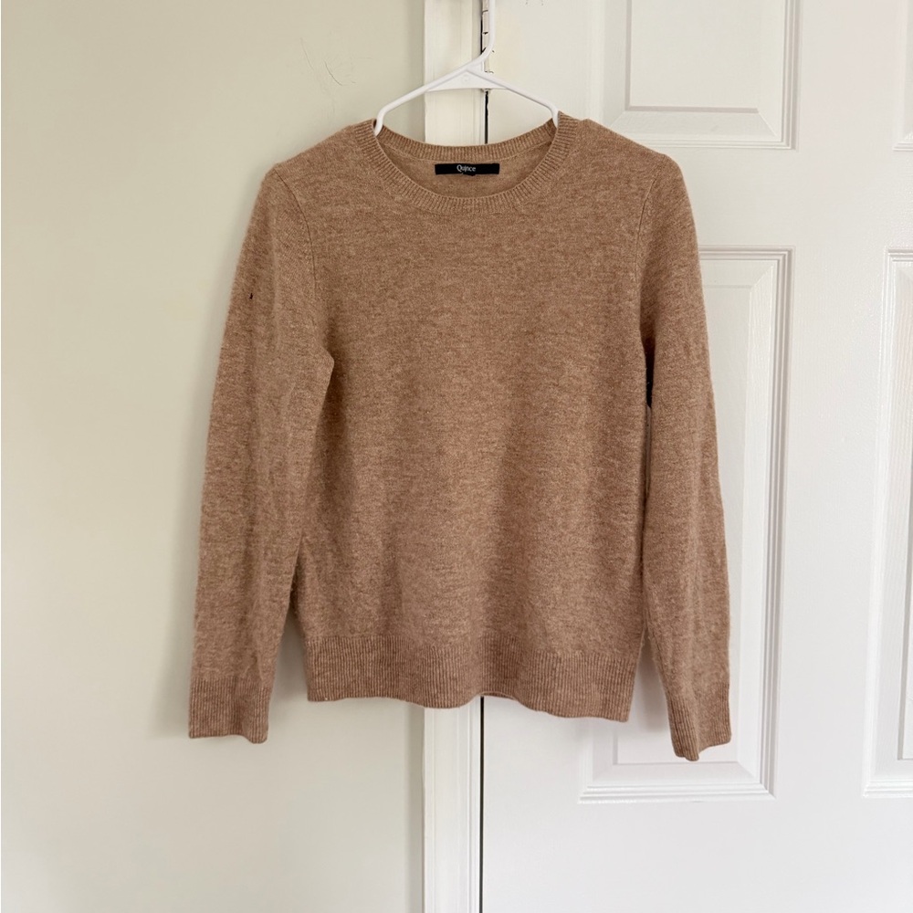 Quince Mongolian Cashmere Crewneck Sweater Oatmeal Small FLAWS - Picture 2 of 12